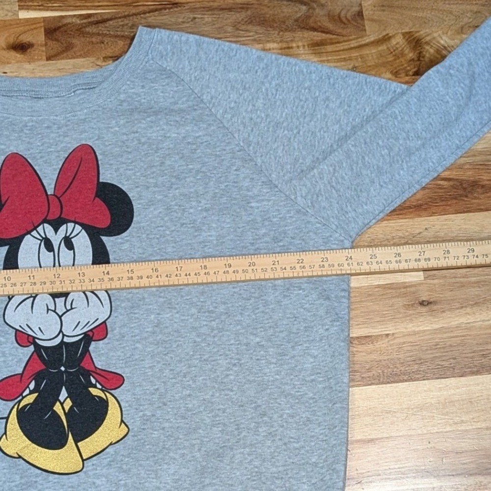 Disney Womens Minnie Mouse Sweatshirt XL Gray Crewneck Graphic Disneyland - Picture 6 of 8